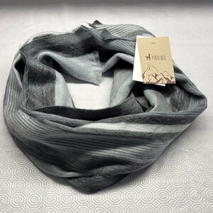 Pokoloko Seamless Alpaca Blend Scarf UNISEX Grey Stripe NWT
